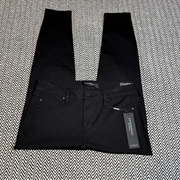 Liverpool Skinny Black PantsSz 10P